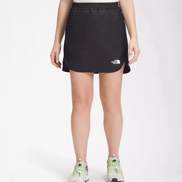 The North Face Dresses & Skirts - NWT The North face Women’s Hydrenaline™ Skirt 200 Size medium Black. 1266